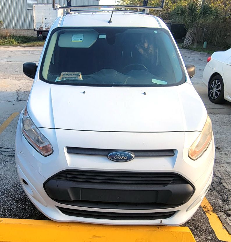 Used 2018 Ford Transit Connect XLT FWD image 1