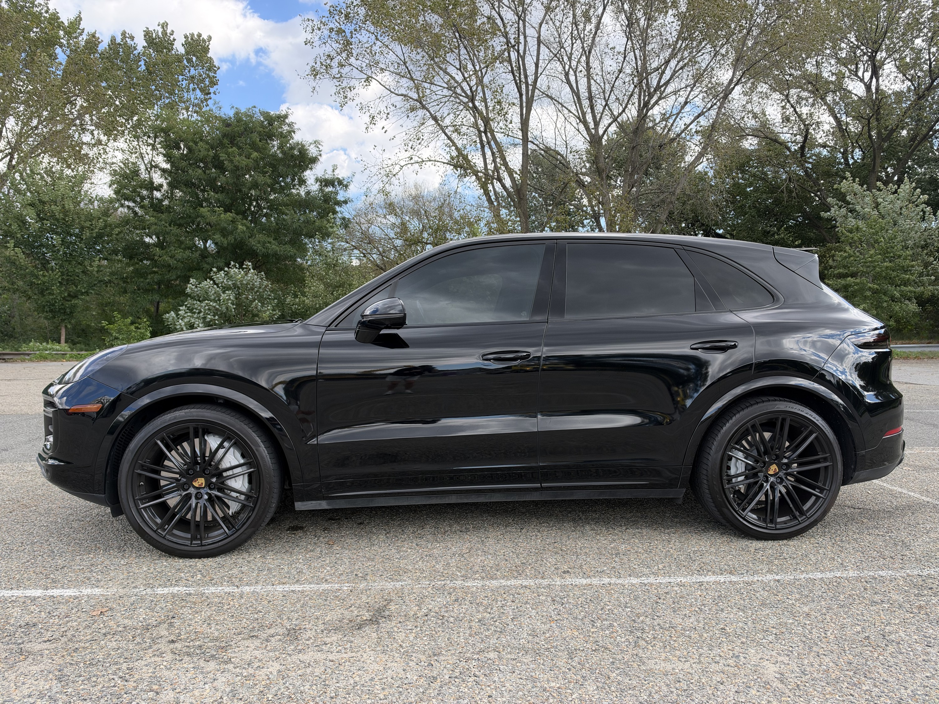 Used 2019 Porsche Cayenne Turbo AWD/4WD image 9