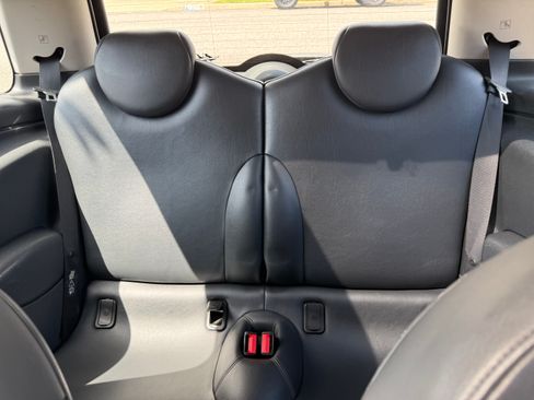 Used 2005 MINI Cooper Hardtop image 9