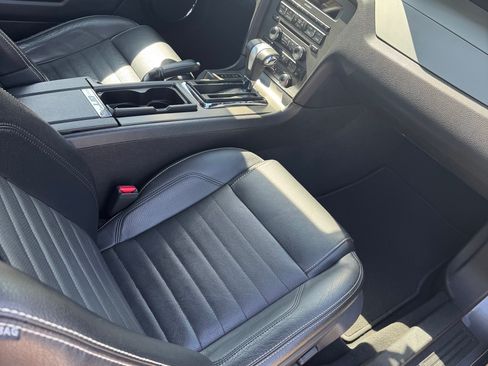 Used 2010 Ford Mustang GT Premium RWD image 13