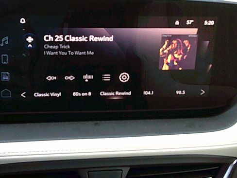 Used 2024 Buick Encore GX Avenir w/ Avenir Convenience Package image 16