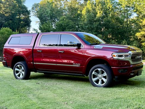 Used 2019 RAM 1500 Limited AWD/4WD image 1