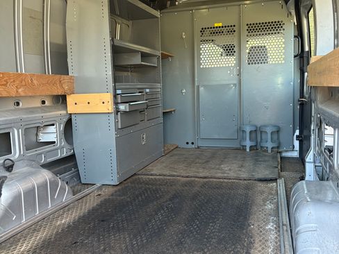 Used 2017 Ford Transit 250 148 Medium Roof image 6