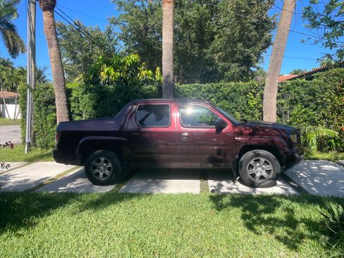 Used 2008 Honda Ridgeline RTX image 2
