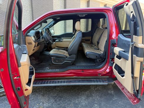 Used 2021 Ford F150 Lariat AWD/4WD image 13