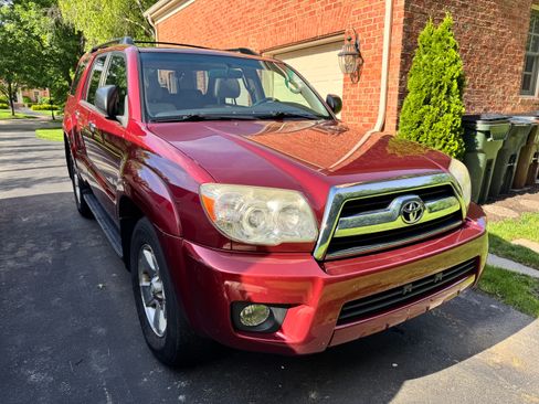 Used 2008 Toyota 4Runner Sport AWD/4WD image 2