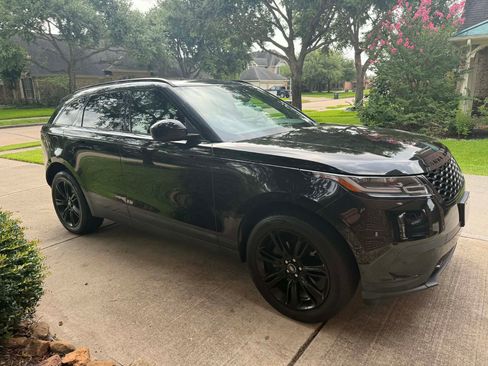 Used 2019 Land Rover Range Rover Velar S AWD/4WD image 4