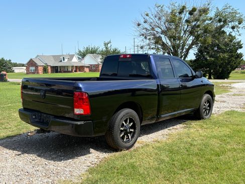 Used 2009 Dodge Ram 1500 Truck SLT RWD image 2