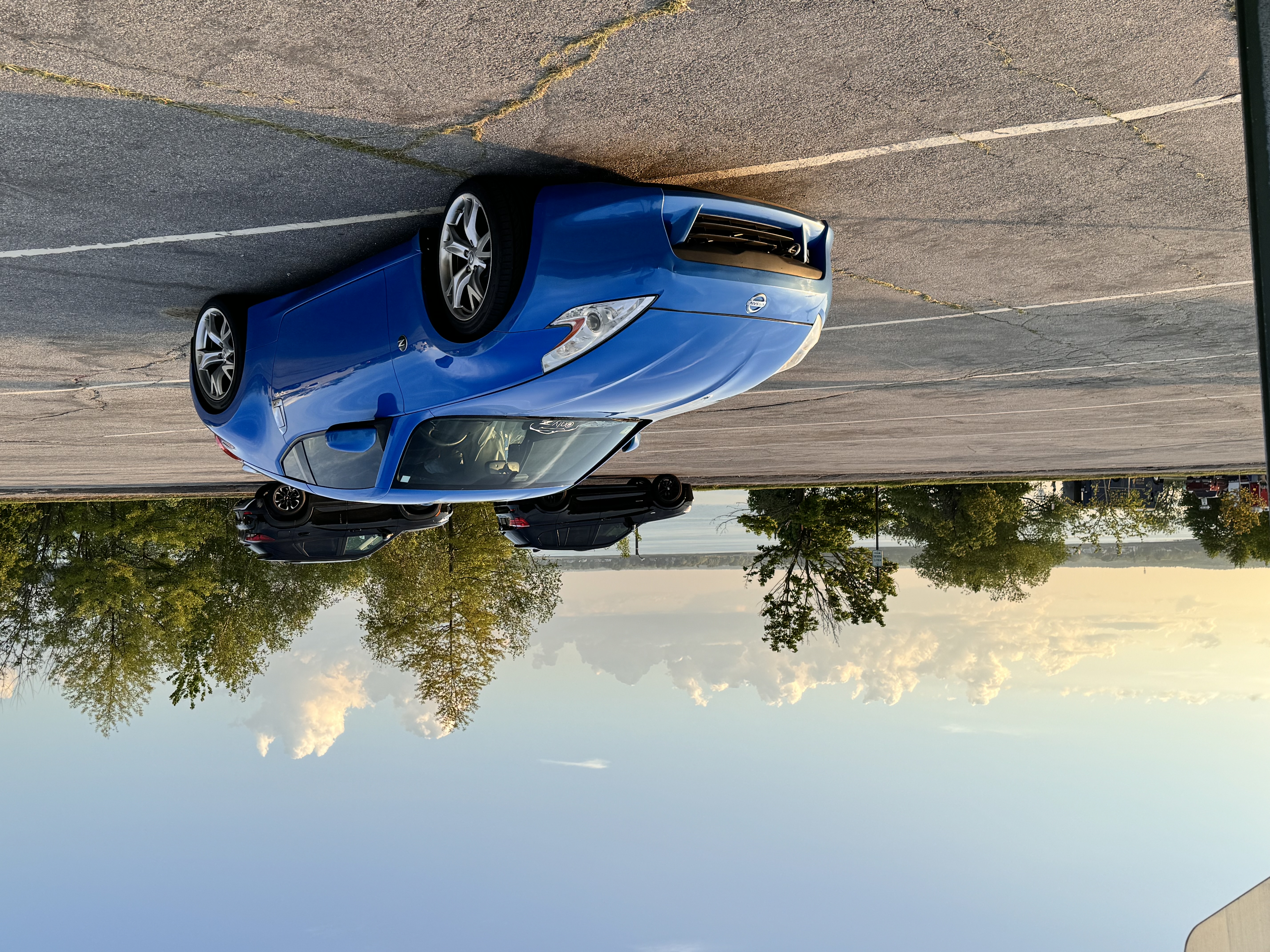 Used 2009 Nissan 370Z Touring w/ Sport Pkg RWD image 10