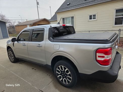 Used 2023 Ford Maverick Lariat w/ Lariat Luxury Package image 4