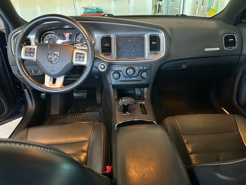 Used 2014 Dodge Charger SXT Plus image 10