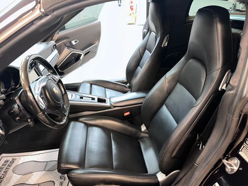 Used 2015 Porsche 911 Targa 4S image 12