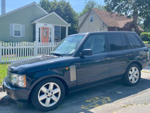 Used 2004 Land Rover Range Rover HSE image 2