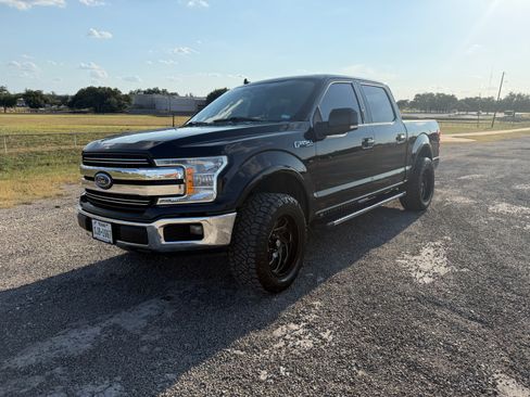 Used 2018 Ford F150 Lariat RWD image 1