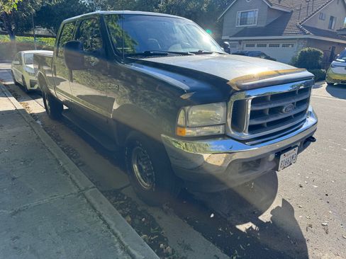 Used 2003 Ford F250 Lariat image 4