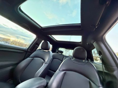 Used 2015 MINI Cooper 2-Door Hardtop image 11