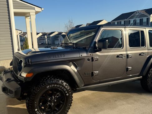 Used 2022 Jeep Wrangler Unlimited Sport image 4