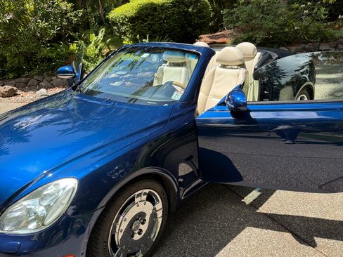 Used 2003 Lexus SC 430 Convertible RWD image 10