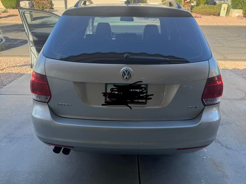 Used 2010 Volkswagen Jetta TDI image 5