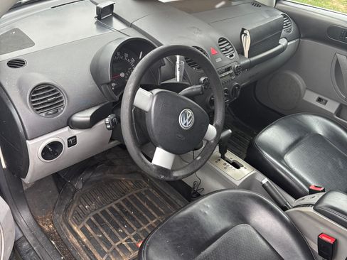 Used 2004 Volkswagen Beetle GLS image 13