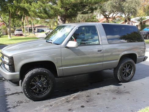Used 1996 Chevrolet Tahoe 4WD 2-Door image 29