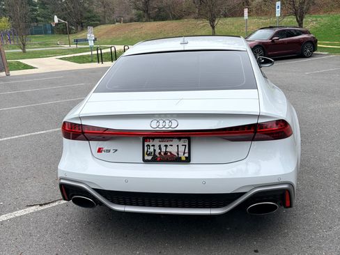 Used 2025 Audi RS 7 Performance w/ Executive Package image 6
