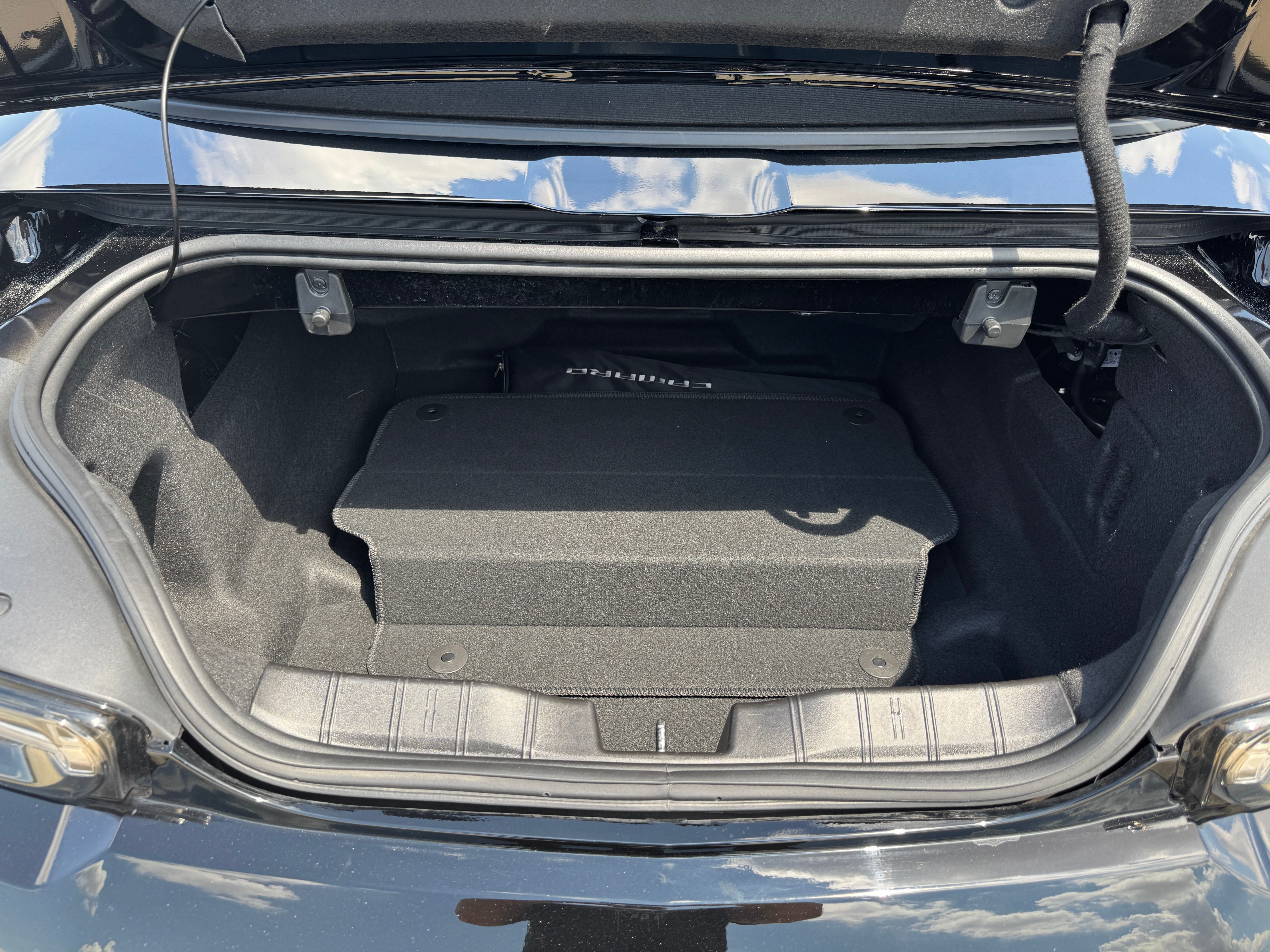 Used 2023 Chevrolet Camaro SS RWD image 11