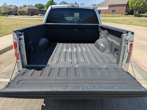 Used 2012 Ford F150 XLT image 11