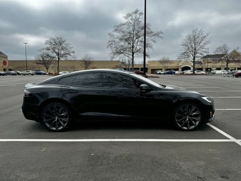 Used 2020 Tesla Model S Long Range Plus image 5