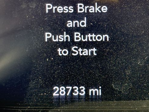 Used 2021 Jeep Gladiator Sport image 6