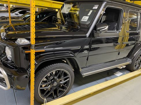 Used 2025 Mercedes-Benz G 63 AMG 4MATIC image 9