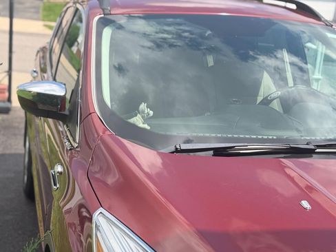 Used 2016 Ford Escape SE w/ Equipment Group 201A FWD image 10