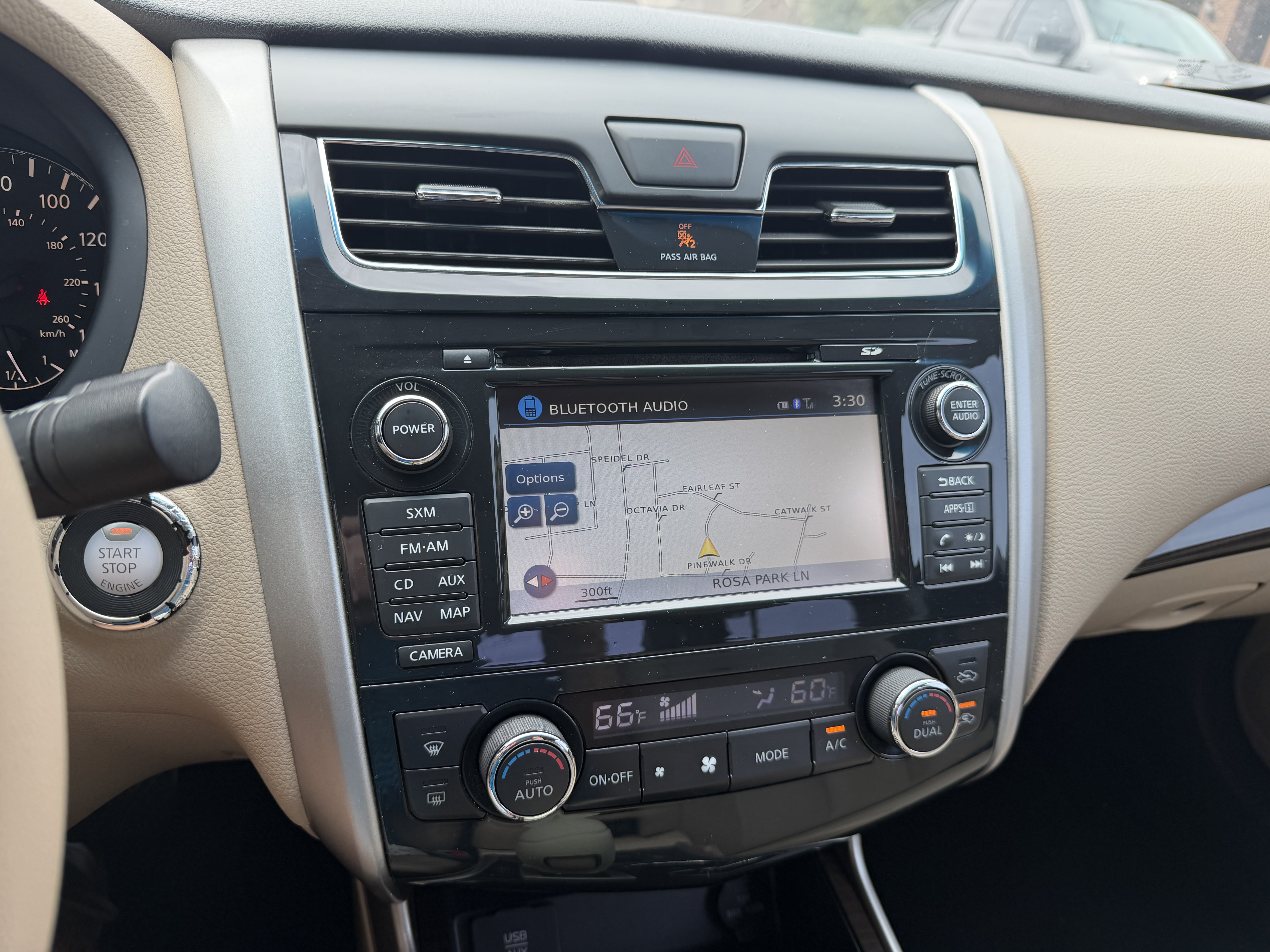 Used 2015 Nissan Altima 2.5 SL w/ Technology Package FWD image 25