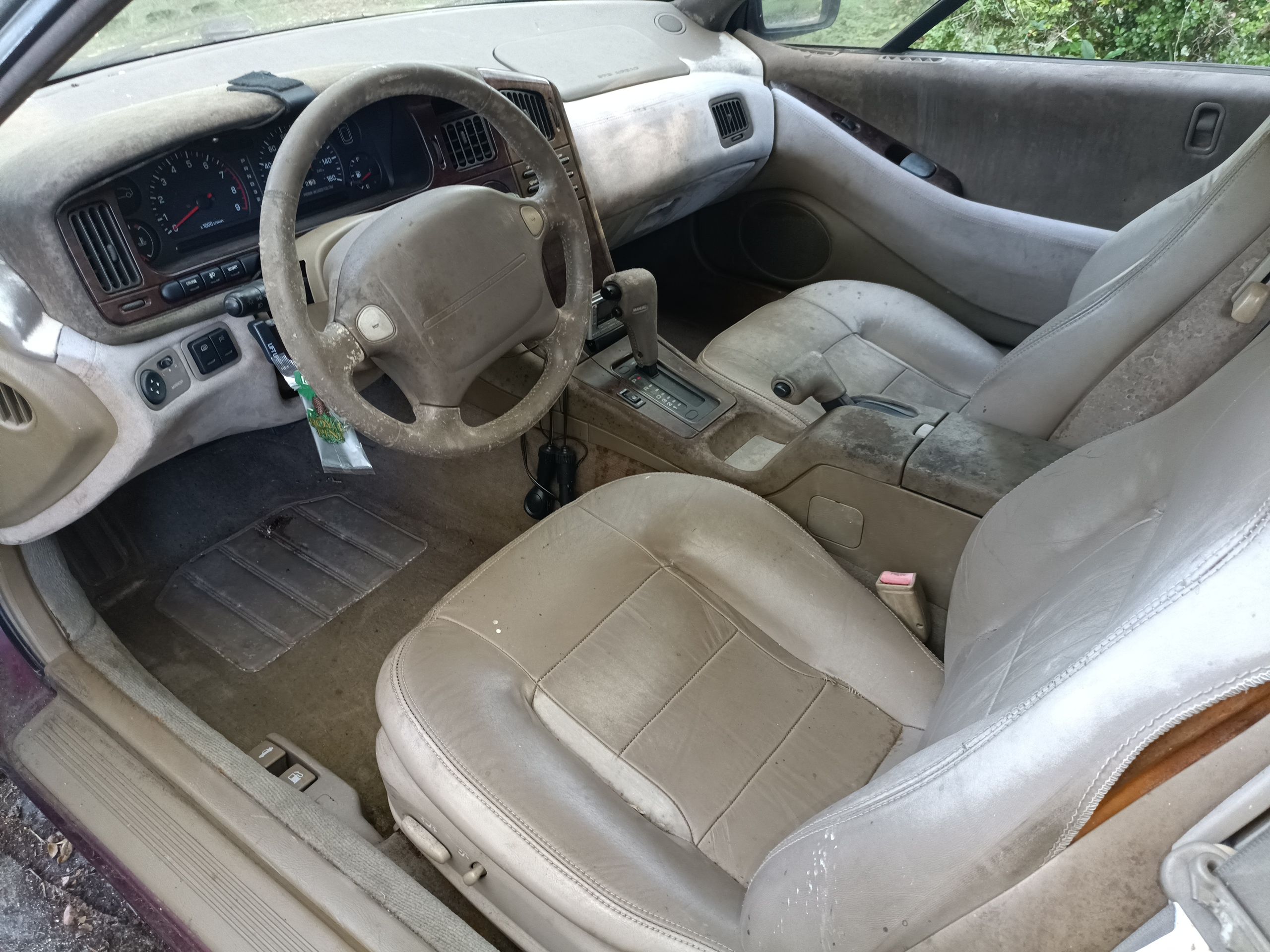 Used 1995 Subaru SVX LSi AWD/4WD image 16