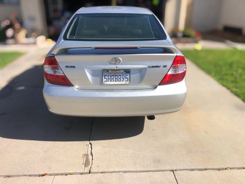 Used 2004 Toyota Camry SE image 5
