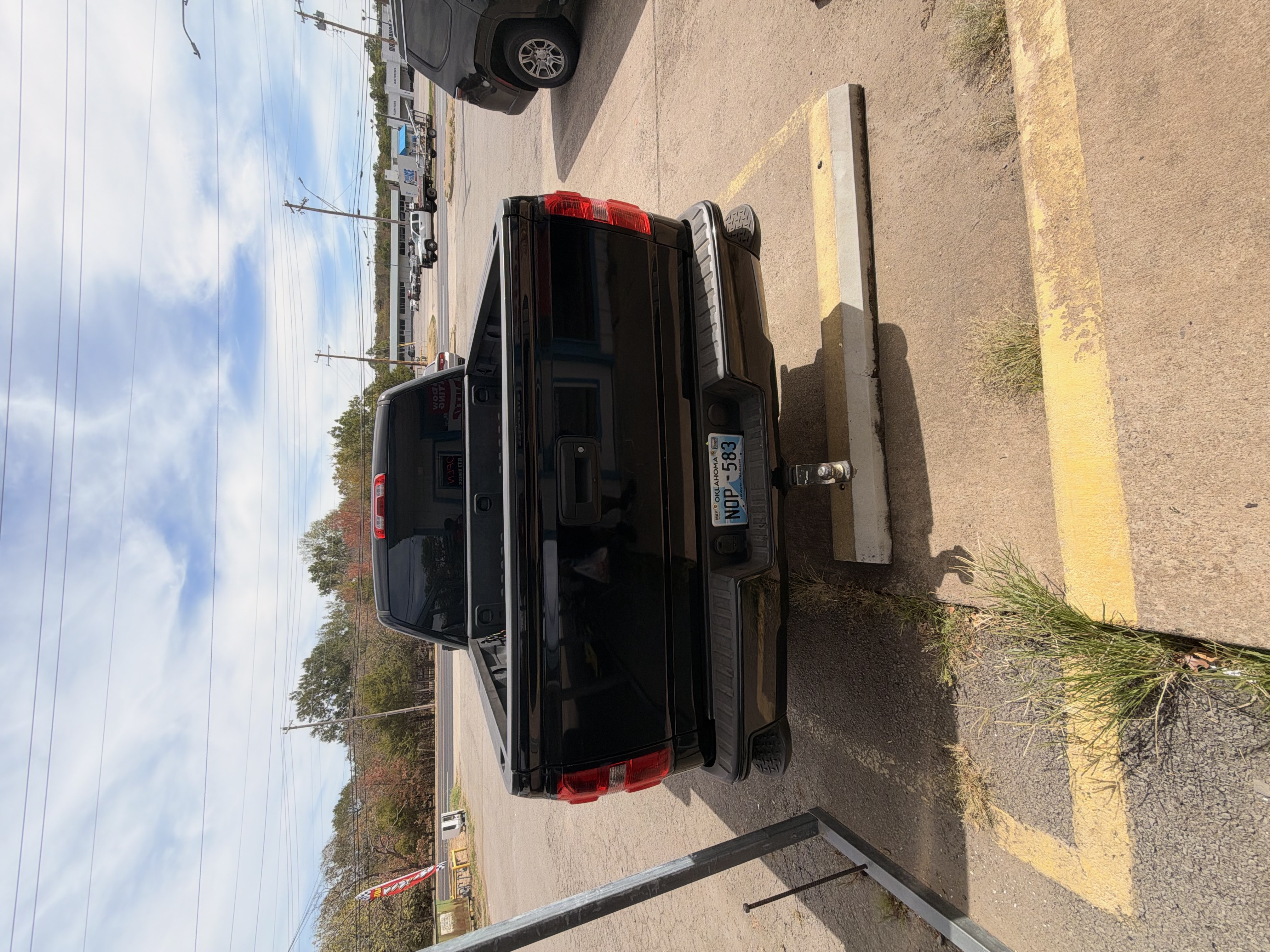 Used 2017 GMC Sierra 1500 SLE w/ SLE Value Package AWD/4WD image 12