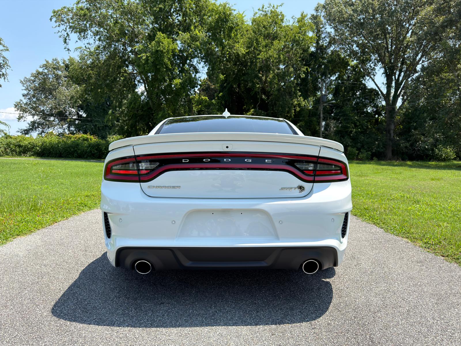 Used 2022 Dodge Charger SRT Hellcat w/ Harman/Kardon Audio Group RWD image 5