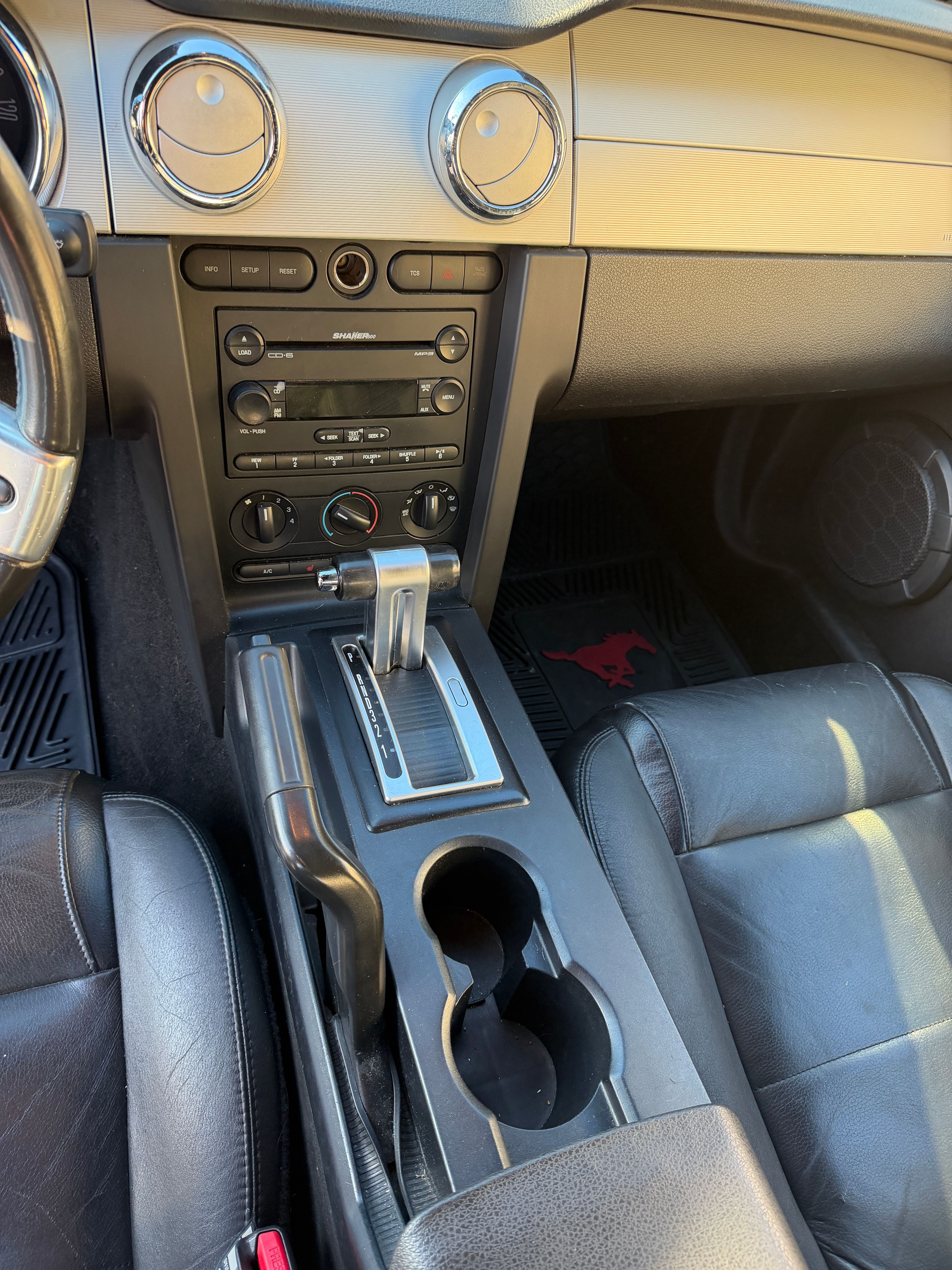 Used 2007 Ford Mustang Premium RWD image 12
