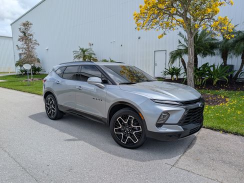 Used 2024 Chevrolet Blazer RS w/ Driver Confidence II Package image 11