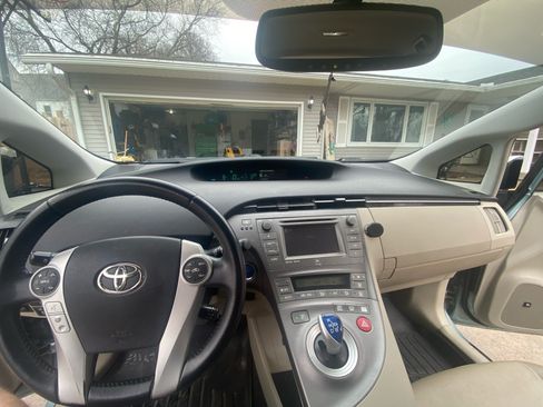 Used 2012 Toyota Prius Four image 13