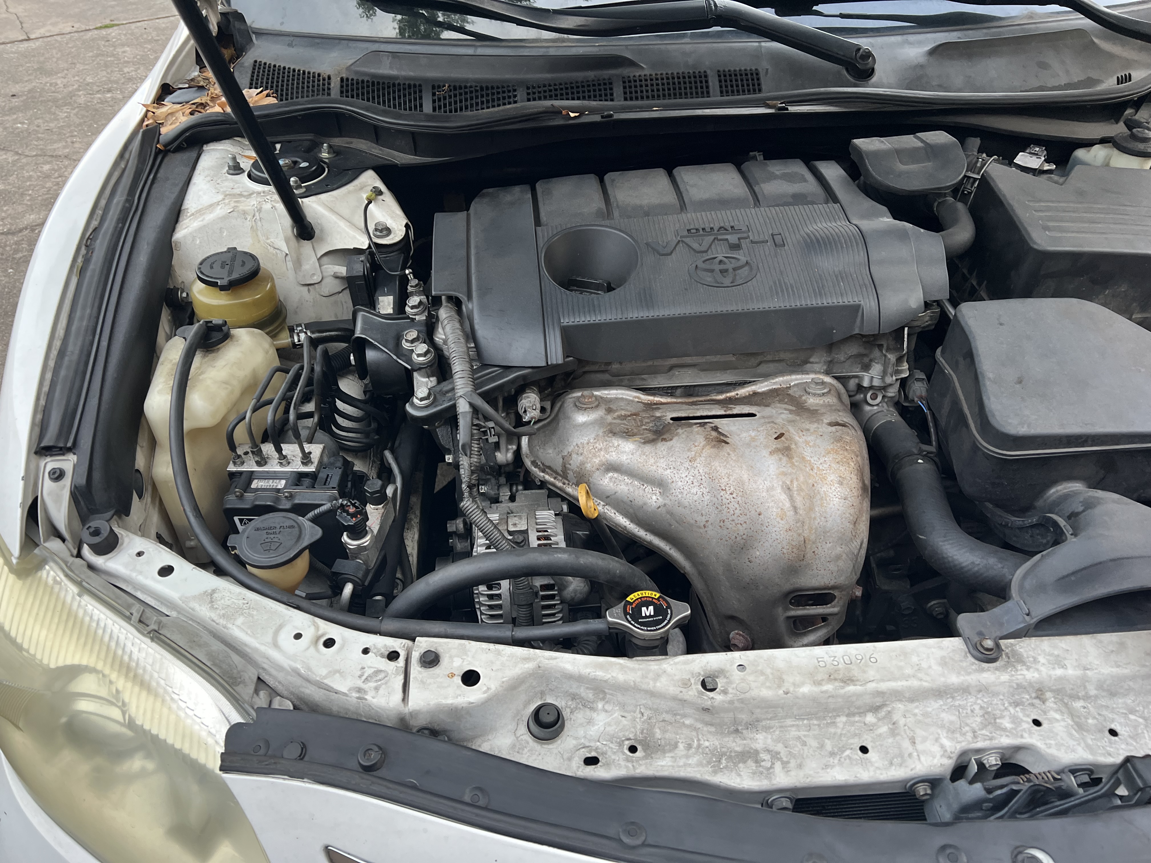 Used 2011 Toyota Camry FWD image 9
