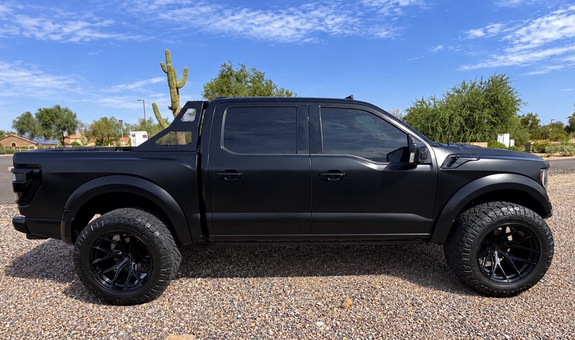 Used 2021 Ford F150 Raptor w/ Raptor 37 Performance Package AWD/4WD image 2