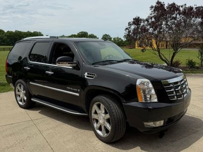 Used 2007 Cadillac Escalade AWD w/ Information Package