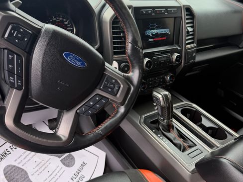 Used 2018 Ford F150 Raptor w/ Equipment Group 802A Luxury image 5