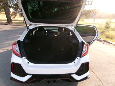 Used 2017 Honda Civic Sport image 11