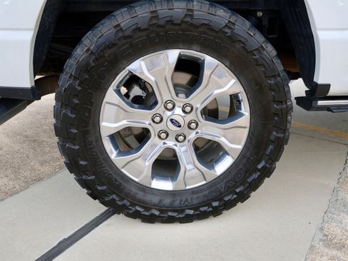 Used 2021 Ford F150 Platinum w/ Equipment Group 701A High AWD/4WD image 16