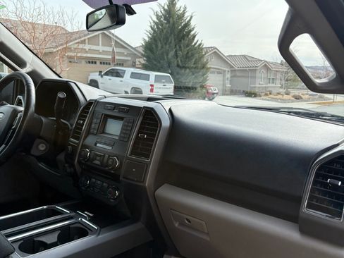 Used 2017 Ford F150 XLT w/ Equipment Group 301A Mid image 5