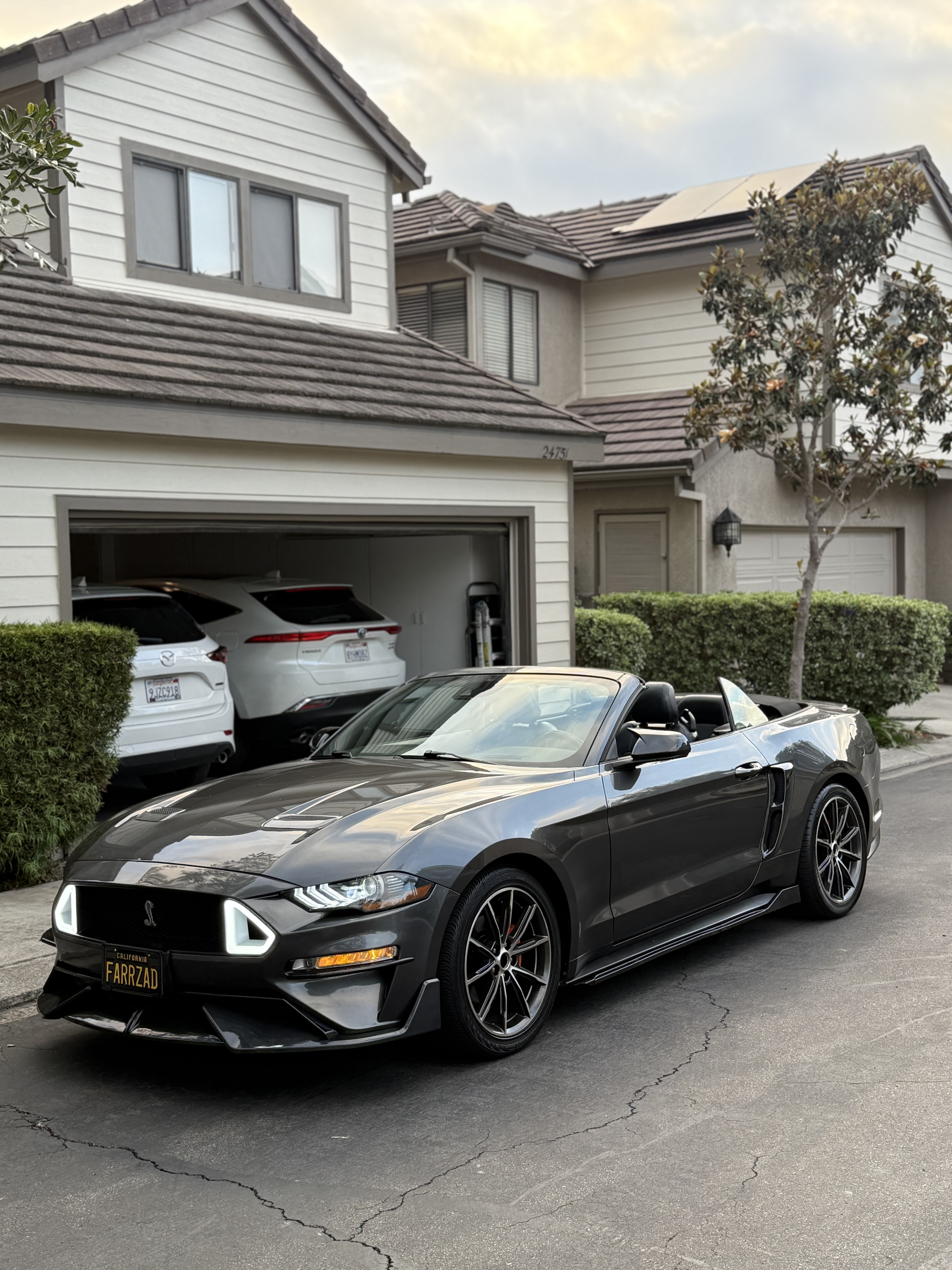 Used 2019 Ford Mustang Premium w/ Equipment Group 201A RWD image 22