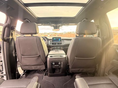 Used 2024 Chevrolet Tahoe High Country image 14