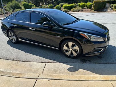 Used 2017 Hyundai Sonata Limited w/ Ultimate Package 02